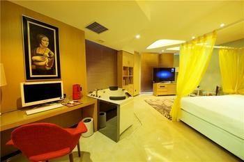 Zhengzhou Goodnight Hotel Csicseng Kültér fotó