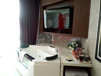 Zhengzhou Goodnight Hotel Csicseng Kültér fotó