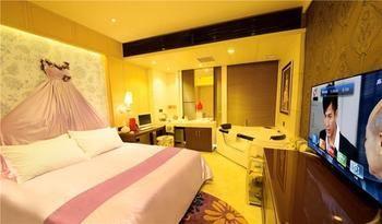 Zhengzhou Goodnight Hotel Csicseng Kültér fotó
